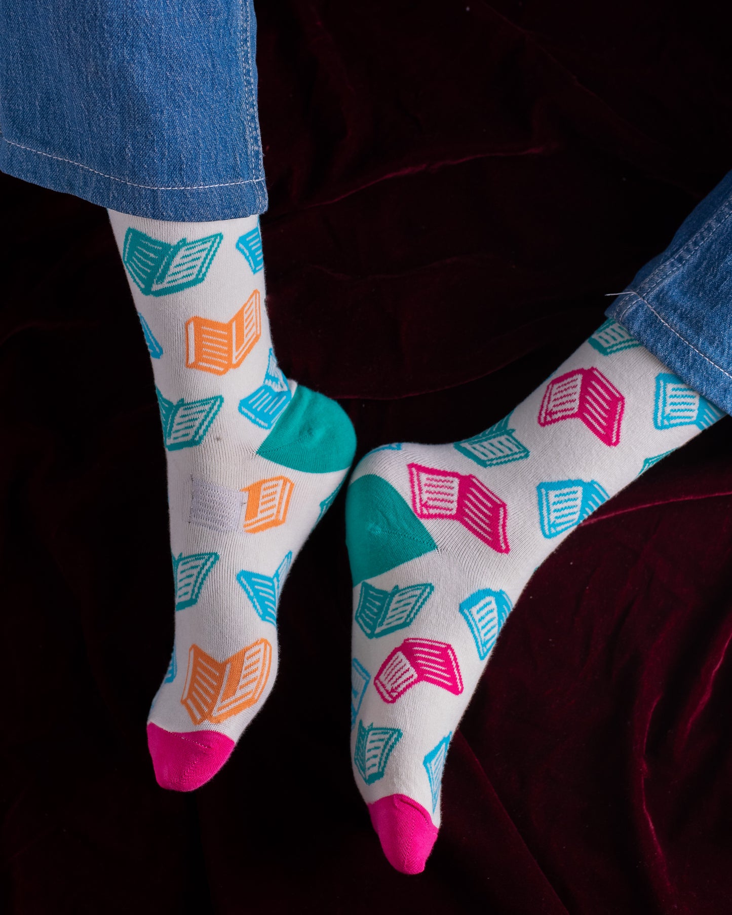 Book Worm Funky Socks SN89